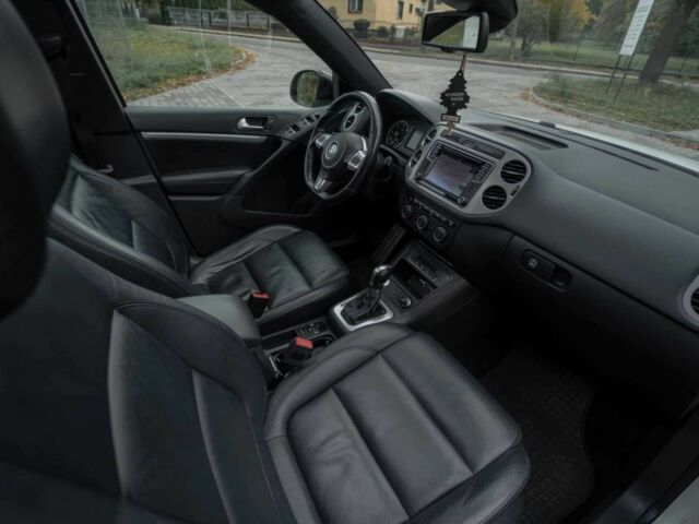 Белый Фольксваген Тигуан, объемом двигателя 2 л и пробегом 119 тыс. км за 6000 $, фото 6 на Automoto.ua