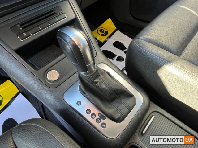 Белый Фольксваген Тигуан, объемом двигателя 2 л и пробегом 186 тыс. км за 14000 $, фото 11 на Automoto.ua