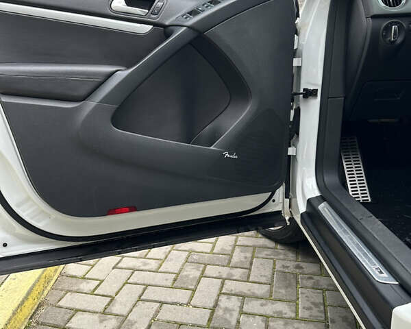 Белый Фольксваген Тигуан, объемом двигателя 1.98 л и пробегом 173 тыс. км за 15900 $, фото 20 на Automoto.ua