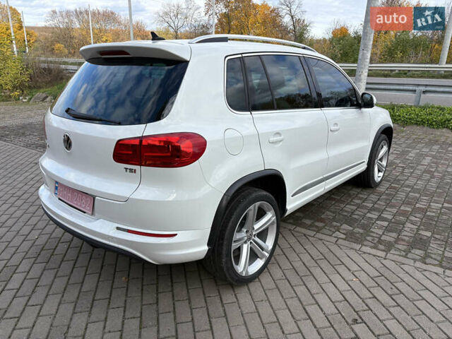 Белый Фольксваген Тигуан, объемом двигателя 2 л и пробегом 147 тыс. км за 13900 $, фото 9 на Automoto.ua