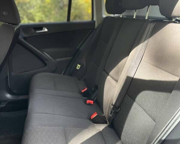 Белый Фольксваген Тигуан, объемом двигателя 1.97 л и пробегом 184 тыс. км за 12400 $, фото 12 на Automoto.ua