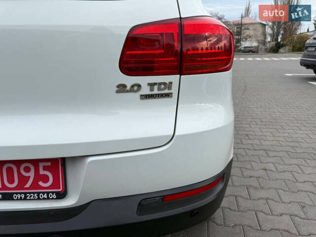 Білий Фольксваген Тігуан, об'ємом двигуна 2 л та пробігом 151 тис. км за 15300 $, фото 41 на Automoto.ua