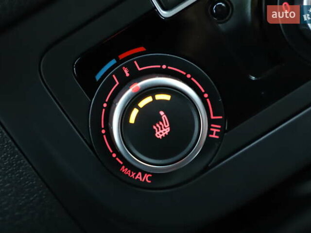 Белый Фольксваген Тигуан, объемом двигателя 2 л и пробегом 130 тыс. км за 16950 $, фото 103 на Automoto.ua