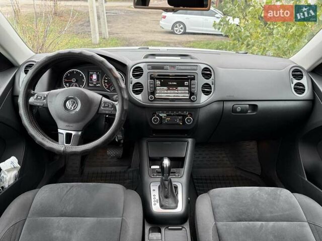 Білий Фольксваген Тігуан, об'ємом двигуна 1.97 л та пробігом 160 тис. км за 17500 $, фото 5 на Automoto.ua