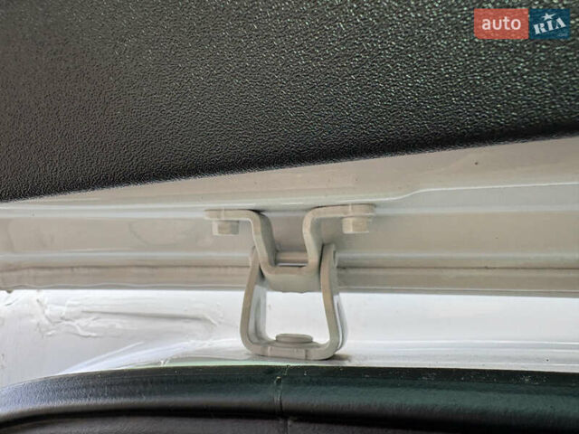 Белый Фольксваген Тигуан, объемом двигателя 2 л и пробегом 147 тыс. км за 13900 $, фото 30 на Automoto.ua