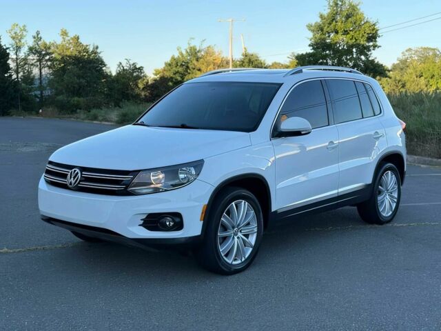 Білий Фольксваген Тігуан, об'ємом двигуна 2 л та пробігом 72 тис. км за 5400 $, фото 2 на Automoto.ua
