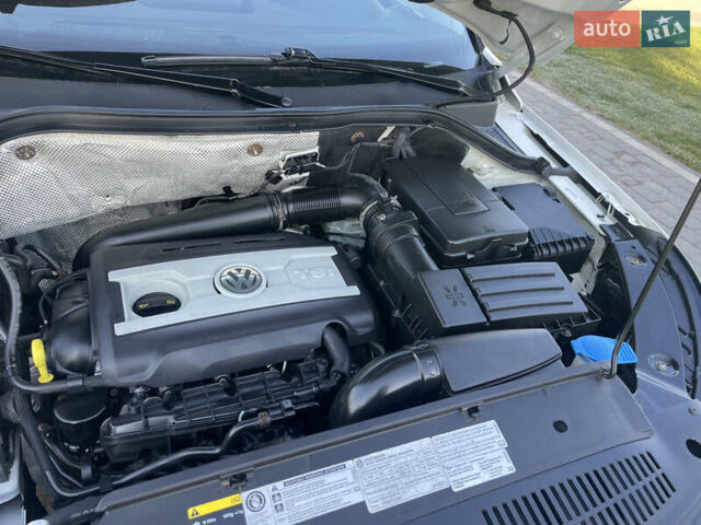 Белый Фольксваген Тигуан, объемом двигателя 2 л и пробегом 283 тыс. км за 10700 $, фото 73 на Automoto.ua