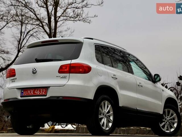 Белый Фольксваген Тигуан, объемом двигателя 2 л и пробегом 130 тыс. км за 16950 $, фото 41 на Automoto.ua