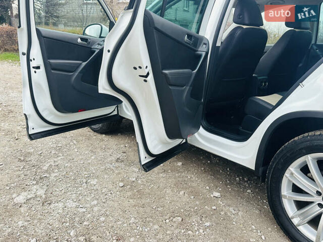 Белый Фольксваген Тигуан, объемом двигателя 1.98 л и пробегом 241 тыс. км за 11800 $, фото 24 на Automoto.ua