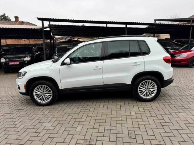 Белый Фольксваген Тигуан, объемом двигателя 2 л и пробегом 124 тыс. км за 13300 $, фото 4 на Automoto.ua