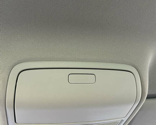 Белый Фольксваген Тигуан, объемом двигателя 2 л и пробегом 283 тыс. км за 10700 $, фото 54 на Automoto.ua