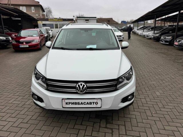 Белый Фольксваген Тигуан, объемом двигателя 2 л и пробегом 124 тыс. км за 13300 $, фото 1 на Automoto.ua