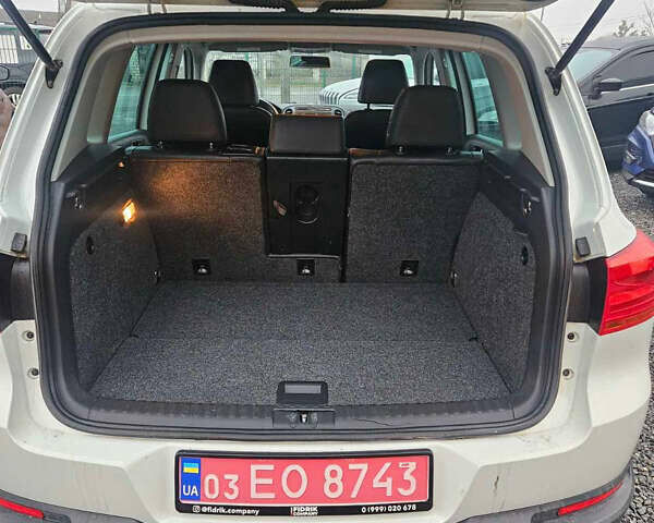 Білий Фольксваген Тігуан, об'ємом двигуна 1.98 л та пробігом 224 тис. км за 11990 $, фото 7 на Automoto.ua