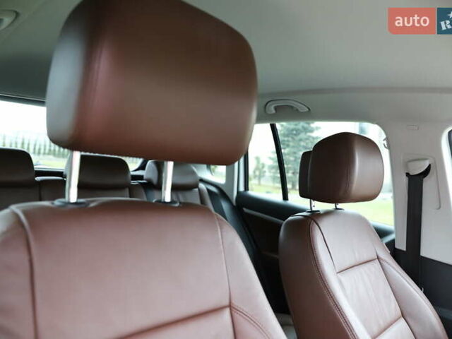 Белый Фольксваген Тигуан, объемом двигателя 2 л и пробегом 130 тыс. км за 16950 $, фото 68 на Automoto.ua