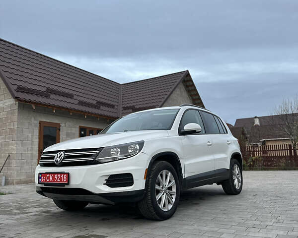 Білий Фольксваген Тігуан, об'ємом двигуна 2 л та пробігом 205 тис. км за 10250 $, фото 12 на Automoto.ua