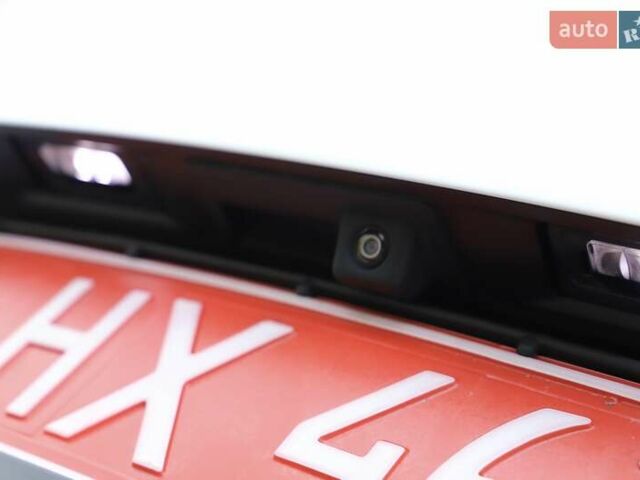 Белый Фольксваген Тигуан, объемом двигателя 2 л и пробегом 130 тыс. км за 16950 $, фото 18 на Automoto.ua