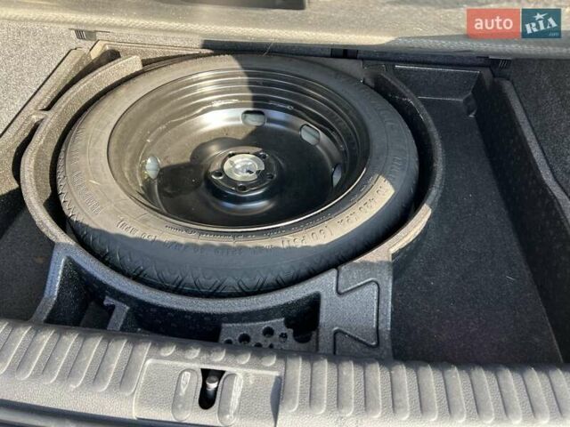 Белый Фольксваген Тигуан, объемом двигателя 1.97 л и пробегом 111 тыс. км за 17000 $, фото 31 на Automoto.ua