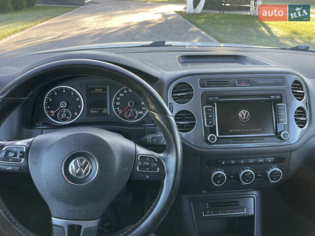 Белый Фольксваген Тигуан, объемом двигателя 2 л и пробегом 283 тыс. км за 10700 $, фото 52 на Automoto.ua