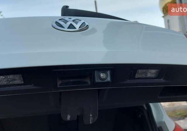 Білий Фольксваген Тігуан, об'ємом двигуна 1.98 л та пробігом 121 тис. км за 14600 $, фото 3 на Automoto.ua