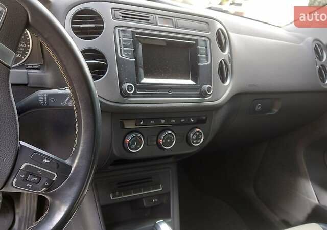 Білий Фольксваген Тігуан, об'ємом двигуна 1.98 л та пробігом 121 тис. км за 14600 $, фото 11 на Automoto.ua