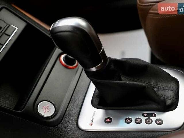 Белый Фольксваген Тигуан, объемом двигателя 2 л и пробегом 130 тыс. км за 16950 $, фото 58 на Automoto.ua