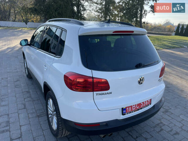 Белый Фольксваген Тигуан, объемом двигателя 2 л и пробегом 283 тыс. км за 10700 $, фото 29 на Automoto.ua