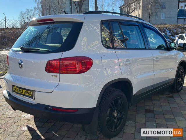 Белый Фольксваген Тигуан, объемом двигателя 2 л и пробегом 186 тыс. км за 14000 $, фото 6 на Automoto.ua
