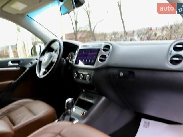 Белый Фольксваген Тигуан, объемом двигателя 2 л и пробегом 130 тыс. км за 16950 $, фото 73 на Automoto.ua