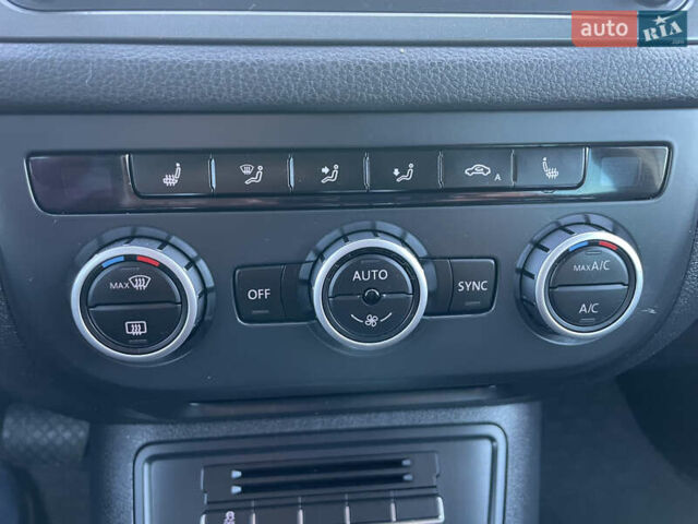 Белый Фольксваген Тигуан, объемом двигателя 2 л и пробегом 283 тыс. км за 10700 $, фото 49 на Automoto.ua