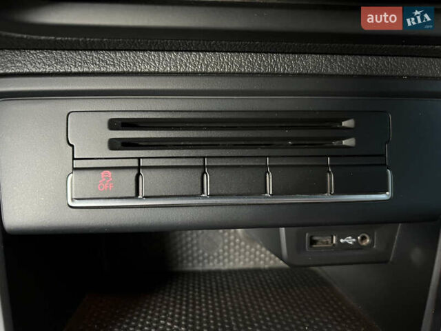 Белый Фольксваген Тигуан, объемом двигателя 1.97 л и пробегом 111 тыс. км за 17000 $, фото 19 на Automoto.ua