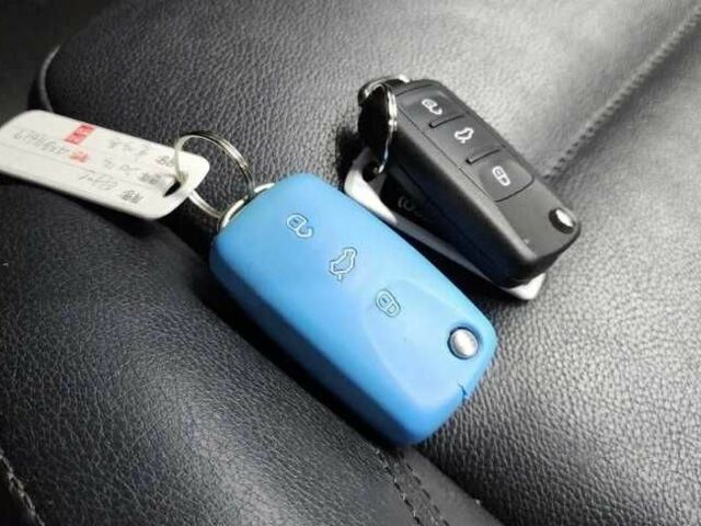 Белый Фольксваген Тигуан, объемом двигателя 2 л и пробегом 137 тыс. км за 13500 $, фото 14 на Automoto.ua