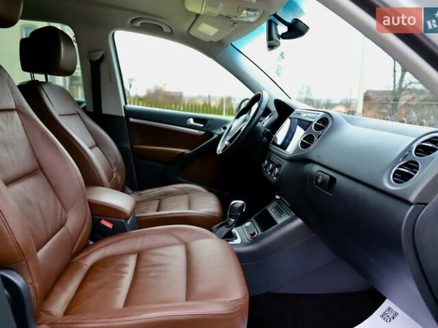 Белый Фольксваген Тигуан, объемом двигателя 2 л и пробегом 130 тыс. км за 16950 $, фото 65 на Automoto.ua