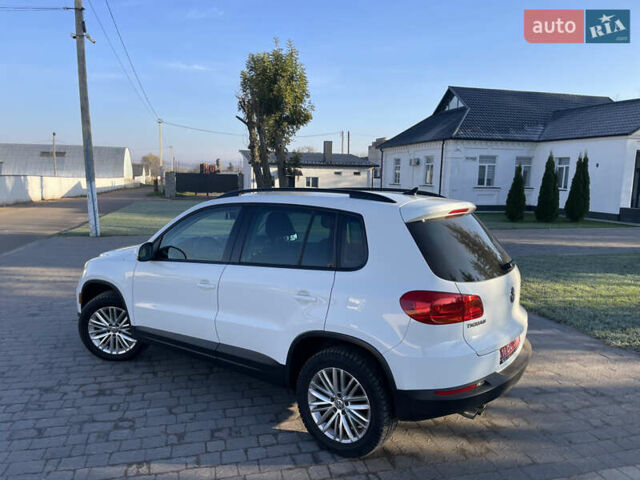 Белый Фольксваген Тигуан, объемом двигателя 2 л и пробегом 283 тыс. км за 10700 $, фото 24 на Automoto.ua