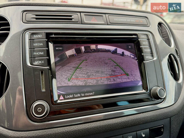 Білий Фольксваген Тігуан, об'ємом двигуна 0 л та пробігом 205 тис. км за 13400 $, фото 8 на Automoto.ua