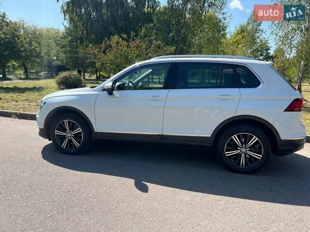 Білий Фольксваген Тігуан, об'ємом двигуна 2 л та пробігом 270 тис. км за 23000 $, фото 12 на Automoto.ua