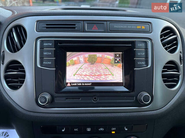 Белый Фольксваген Тигуан, объемом двигателя 2 л и пробегом 208 тыс. км за 13700 $, фото 13 на Automoto.ua