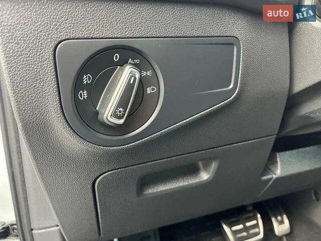 Белый Фольксваген Тигуан, объемом двигателя 2 л и пробегом 248 тыс. км за 22200 $, фото 48 на Automoto.ua