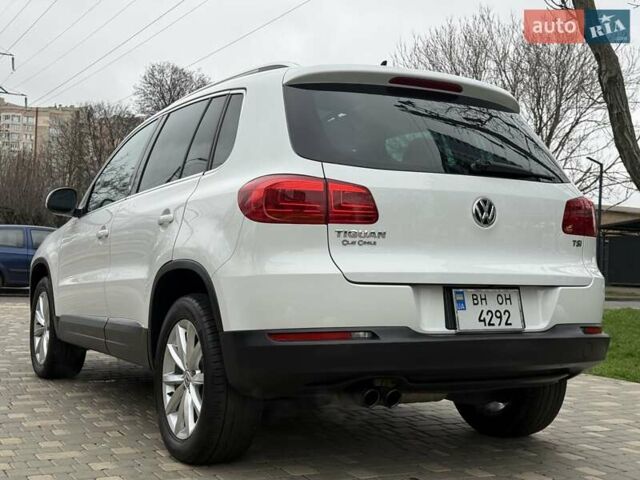 Білий Фольксваген Тігуан, об'ємом двигуна 1.98 л та пробігом 150 тис. км за 13900 $, фото 7 на Automoto.ua