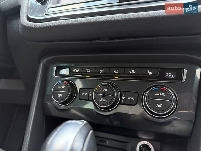 Белый Фольксваген Тигуан, объемом двигателя 1.97 л и пробегом 58 тыс. км за 27999 $, фото 17 на Automoto.ua