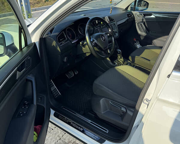 Белый Фольксваген Тигуан, объемом двигателя 1.97 л и пробегом 129 тыс. км за 26500 $, фото 8 на Automoto.ua