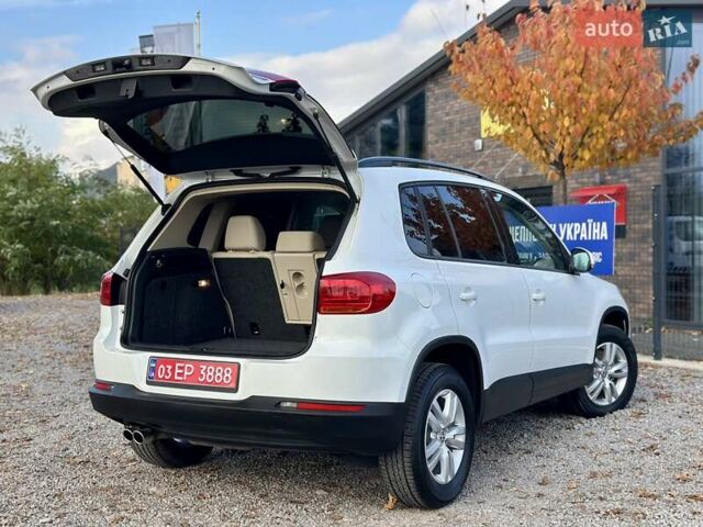 Белый Фольксваген Тигуан, объемом двигателя 2 л и пробегом 144 тыс. км за 14550 $, фото 26 на Automoto.ua