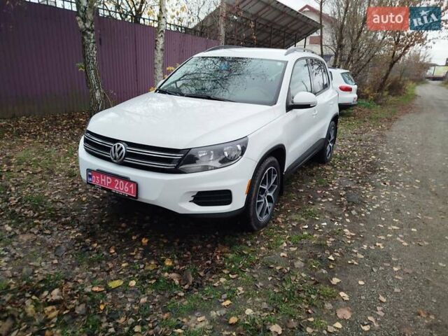 Белый Фольксваген Тигуан, объемом двигателя 2 л и пробегом 195 тыс. км за 13500 $, фото 1 на Automoto.ua
