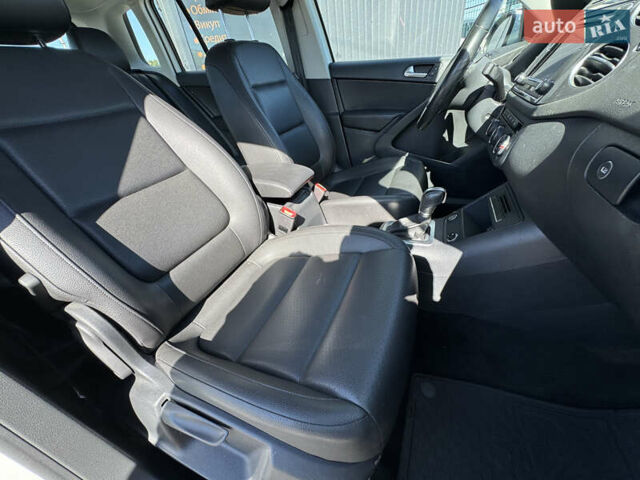 Белый Фольксваген Тигуан, объемом двигателя 1.98 л и пробегом 105 тыс. км за 14490 $, фото 36 на Automoto.ua