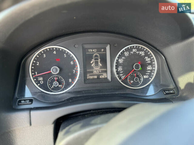 Білий Фольксваген Тігуан, об'ємом двигуна 1.98 л та пробігом 218 тис. км за 13400 $, фото 5 на Automoto.ua