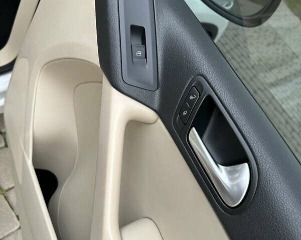 Білий Фольксваген Тігуан, об'ємом двигуна 1.98 л та пробігом 137 тис. км за 13999 $, фото 36 на Automoto.ua