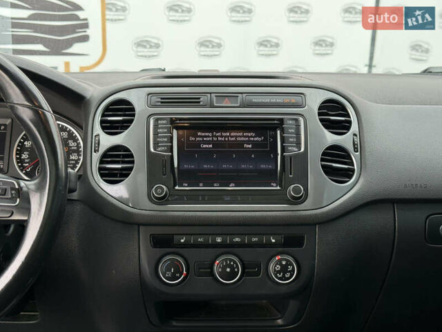 Белый Фольксваген Тигуан, объемом двигателя 2 л и пробегом 186 тыс. км за 12900 $, фото 9 на Automoto.ua