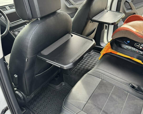 Білий Фольксваген Тігуан, об'ємом двигуна 1.98 л та пробігом 125 тис. км за 21300 $, фото 12 на Automoto.ua