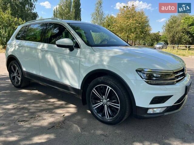 Білий Фольксваген Тігуан, об'ємом двигуна 2 л та пробігом 270 тис. км за 23000 $, фото 7 на Automoto.ua