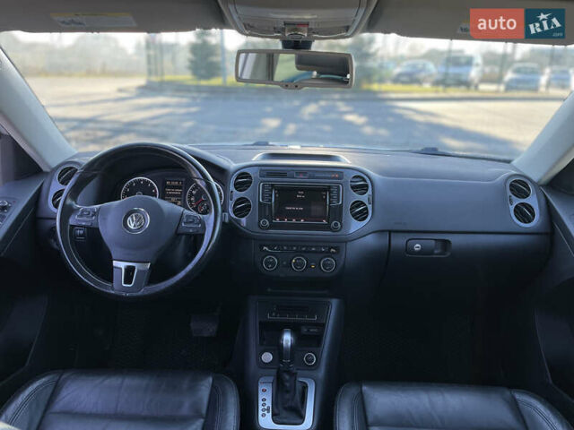 Белый Фольксваген Тигуан, объемом двигателя 2 л и пробегом 167 тыс. км за 14400 $, фото 15 на Automoto.ua
