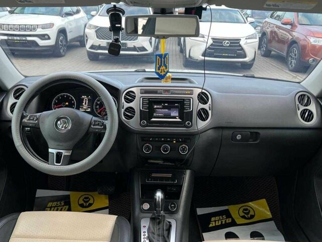 Белый Фольксваген Тигуан, объемом двигателя 2 л и пробегом 150 тыс. км за 14900 $, фото 15 на Automoto.ua